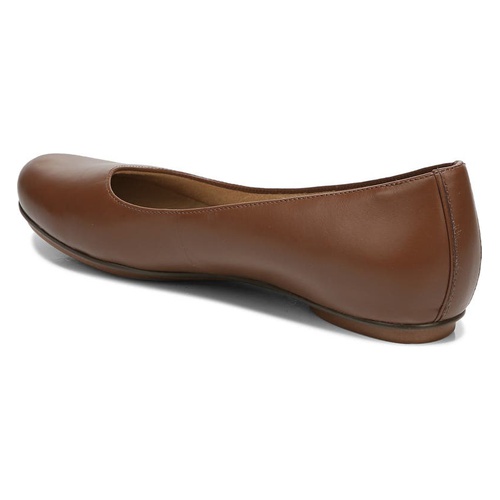  Naturalizer True Colors Maxwell Flat_BRAZIL NUT LEATHER