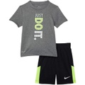 Nike Kids Just Do It Graphic T-Shirt and Shorts Two-Piece Set (Toddler)