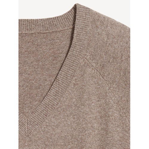 올드네이비 SoSoft Loose V-Neck Sweater Hot Deal