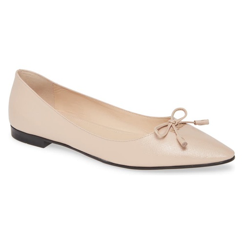 프라다 Prada Bow Logo Pointed Toe Flat_NUDE