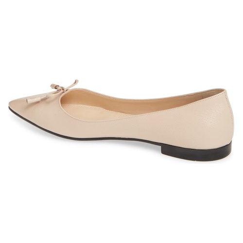 프라다 Prada Bow Logo Pointed Toe Flat_NUDE