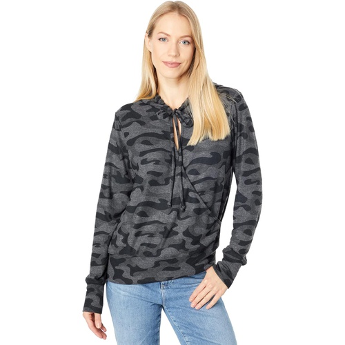  SUNDRY Camo Wrap Hoodie