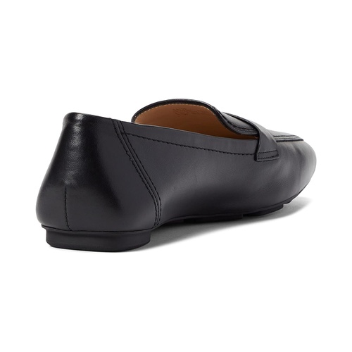  Stuart Weitzman Jet Loafer