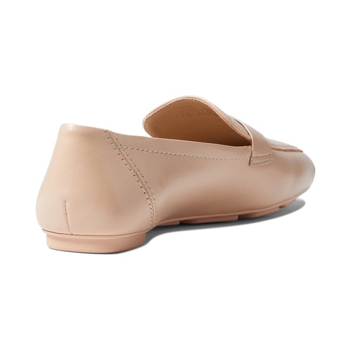  Stuart Weitzman Jet Loafer