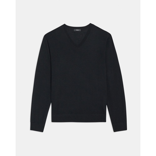 띠어리 Theory V-Neck Sweater in Regal Wool