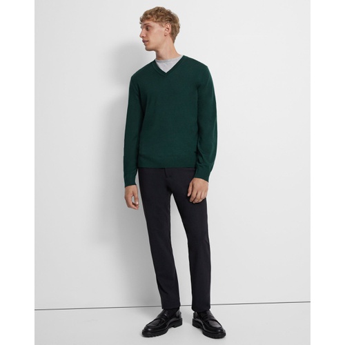 띠어리 Theory V-Neck Sweater in Regal Wool