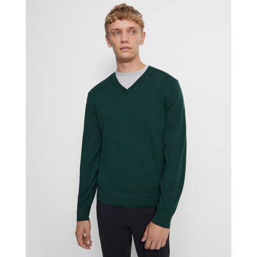 띠어리 Theory V-Neck Sweater in Regal Wool