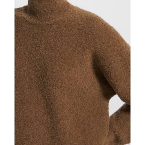 띠어리 Theory Oversized Turtleneck Sweater in Wool Boucle