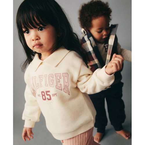 타미힐피거 Toddler Boy Plaid Print Puffer Vest Long Sleeve Jersey Tee and Joggers 3 Piece Set