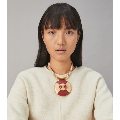 토리버치 Tory Burch KIRA LEATHER PENDANT NECKLACE