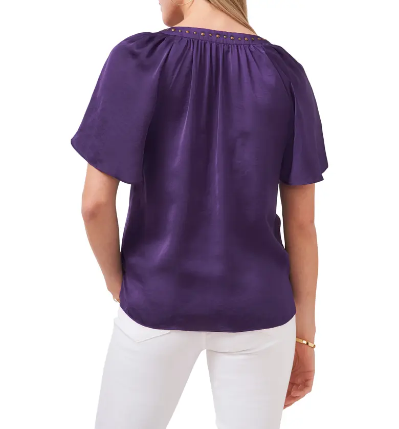  Vince Camuto Embellished V-Neck Blouse_DARK AMETHYST