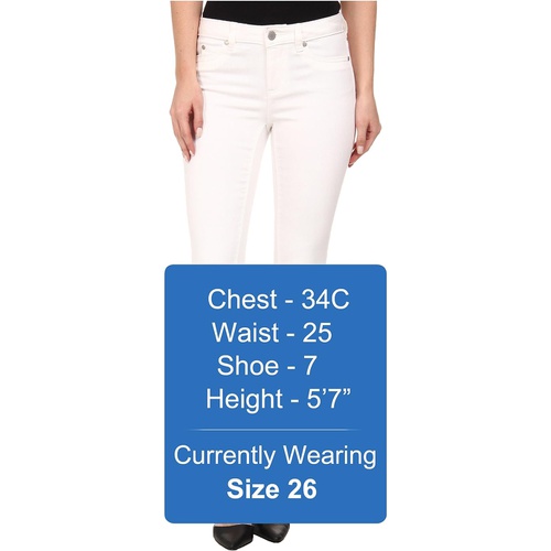  Vince Camuto Five-Pocket Skinny Jeans in Ultra White