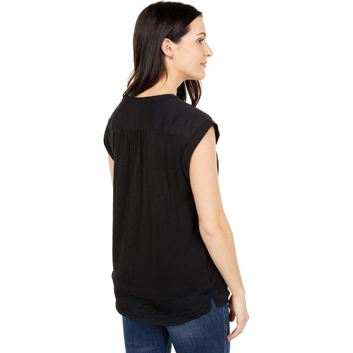  Vince Camuto Short Sleeve Mix Media Henley Top