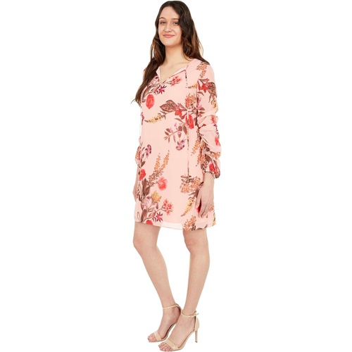  Vince Camuto Printed Chiffon Float with Self Cording and Ruched Sleeve