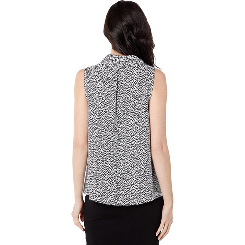  Vince Camuto Turtleneck Sleeveless Luxe Top