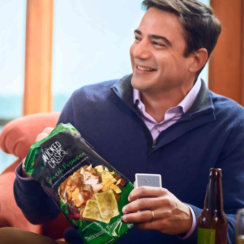  Baked Veggie Chips, Wicked Crisps - Spinach And Parmesan Cheese, Healthy Snack, Gluten-free, Low-fat, Non-GMO, Kosher, Gourmet Savory Crisps, All Natural, 4oz Bag (4 Pack)