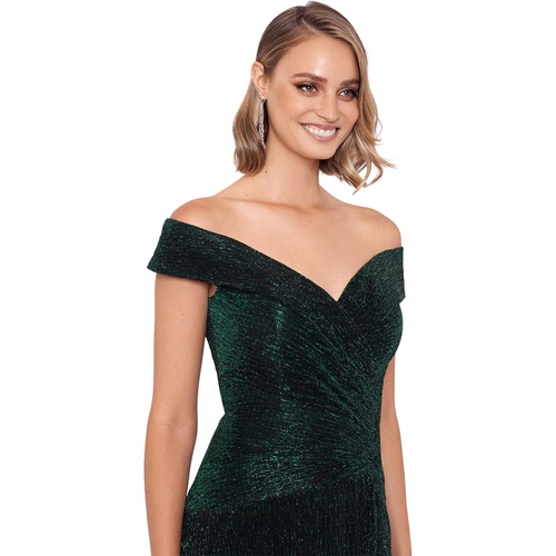  XSCAPE Off-the-Shoulder Pleated Metallic Gown