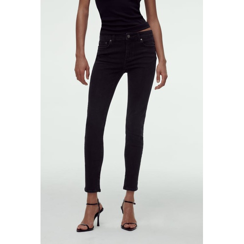 자라 Zara THE CONTOUR SKINNY ZW JEANS