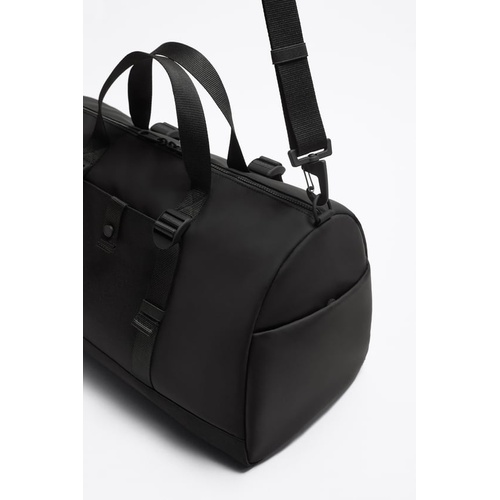 자라 Zara RUBBERIZED DUFFLE BAG