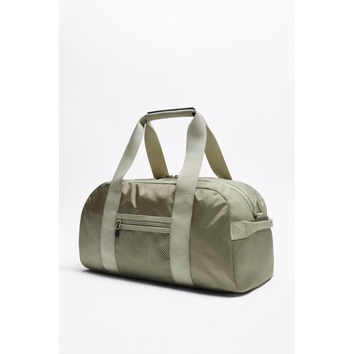 자라 Zara TECHNICAL DUFFLE BAG