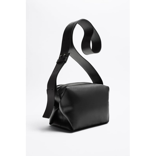 자라 Zara MINIMALIST LEATHER CROSSBODY BAG