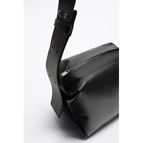 자라 Zara MINIMALIST LEATHER CROSSBODY BAG