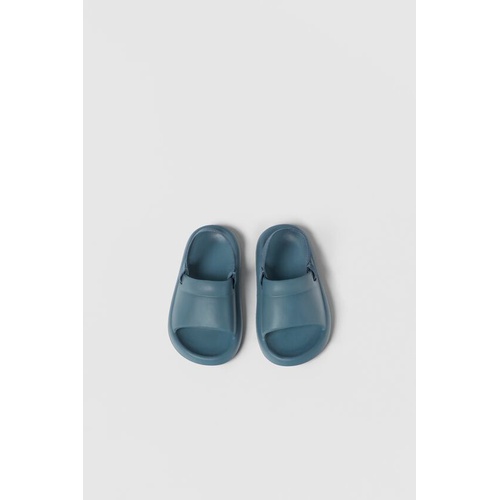 자라 Zara BABY/ MONOCHROMATIC RUBBERIZED SANDALS