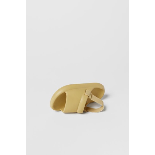 자라 Zara BABY/ MONOCHROMATIC RUBBERIZED SANDALS