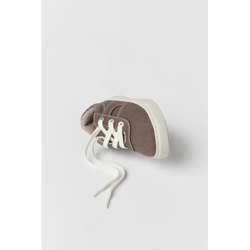 자라 Zara BABY/ LACE-UP SNEAKERS