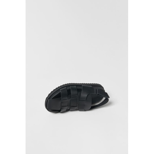 자라 Zara KIDS/ LEATHER FISHERMAN SANDALS