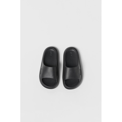 자라 Zara KIDS/ MONOCHROMATIC POOL SLIDES