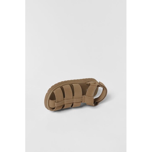 자라 Zara KIDS/ LUG SOLE LEATHER FISHERMAN SANDALS