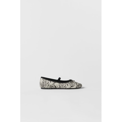 자라 Zara KIDS/ ANIMAL PRINT BALLET FLATS