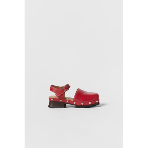 자라 Zara KIDS/ STUDDED LEATHER CLOGS