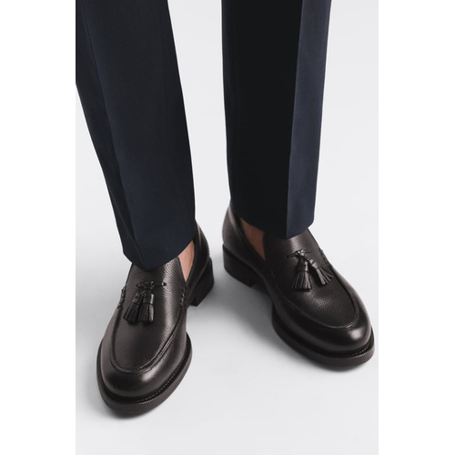 자라 Zara TASSELED LEATHER LOAFERS