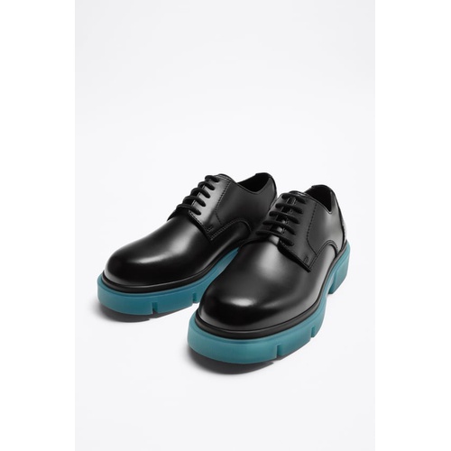 자라 Zara TRANSLUCENT CHUNKY SHOES