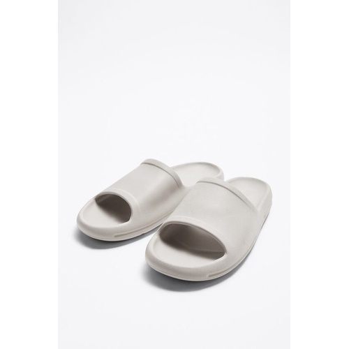 자라 Zara VOLUMINOUS SANDALS