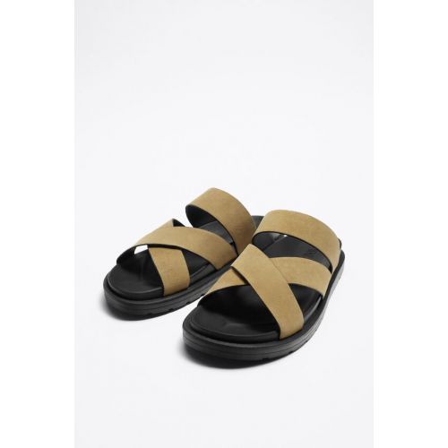 자라 Zara TWO STRAP SUEDE SANDALS