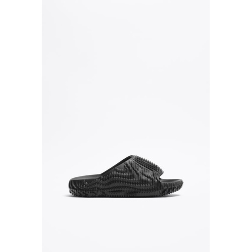 자라 Zara TEXTURED SLIDES