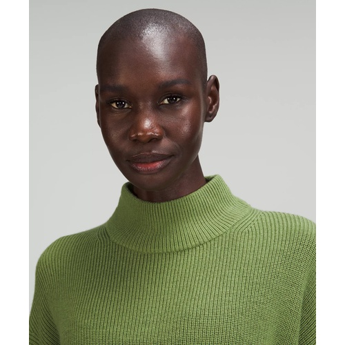 룰루레몬 Lululemon Merino Wool-Blend Ribbed Turtleneck Sweater