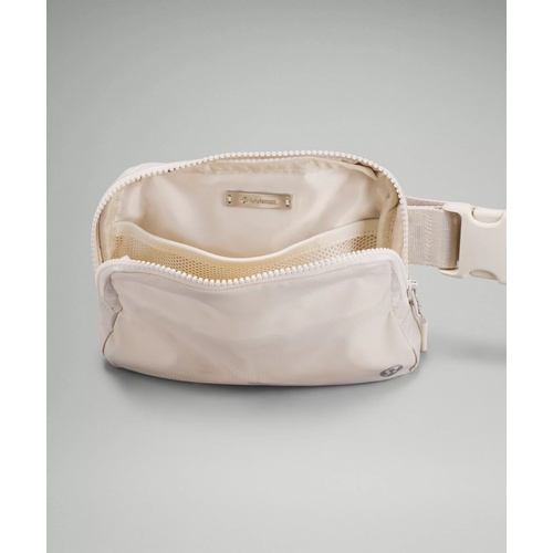 룰루레몬 Lululemon Everywhere Belt Bag 1L