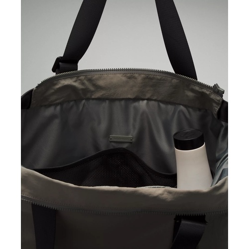 룰루레몬 Lululemon Clean Lines Tote Bag 22L