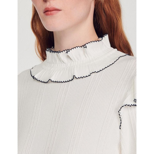 산드로 Sandro Knitted T-shirt with ruffle